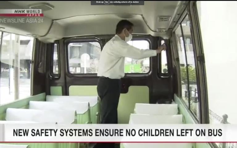 Japan schoolbuses