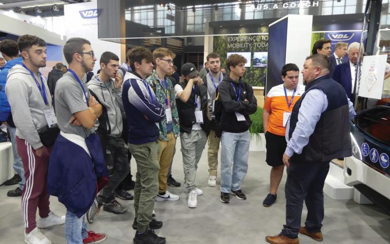 Informing future technicians about new technologies
