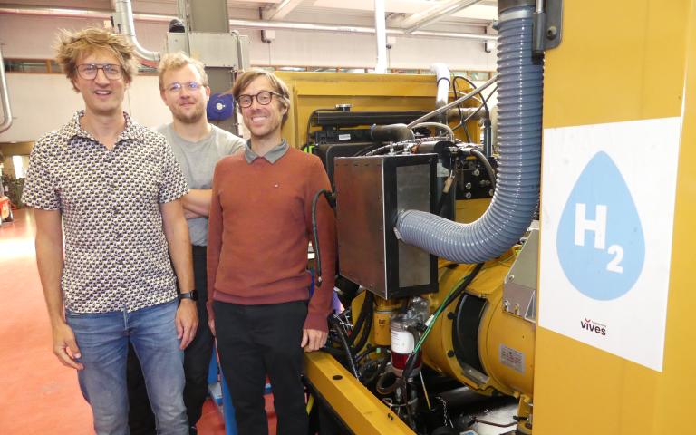 The Vives research group for the deca-lab project
